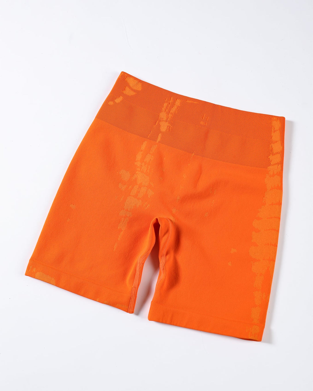 AUROLA Serpentine Shorts