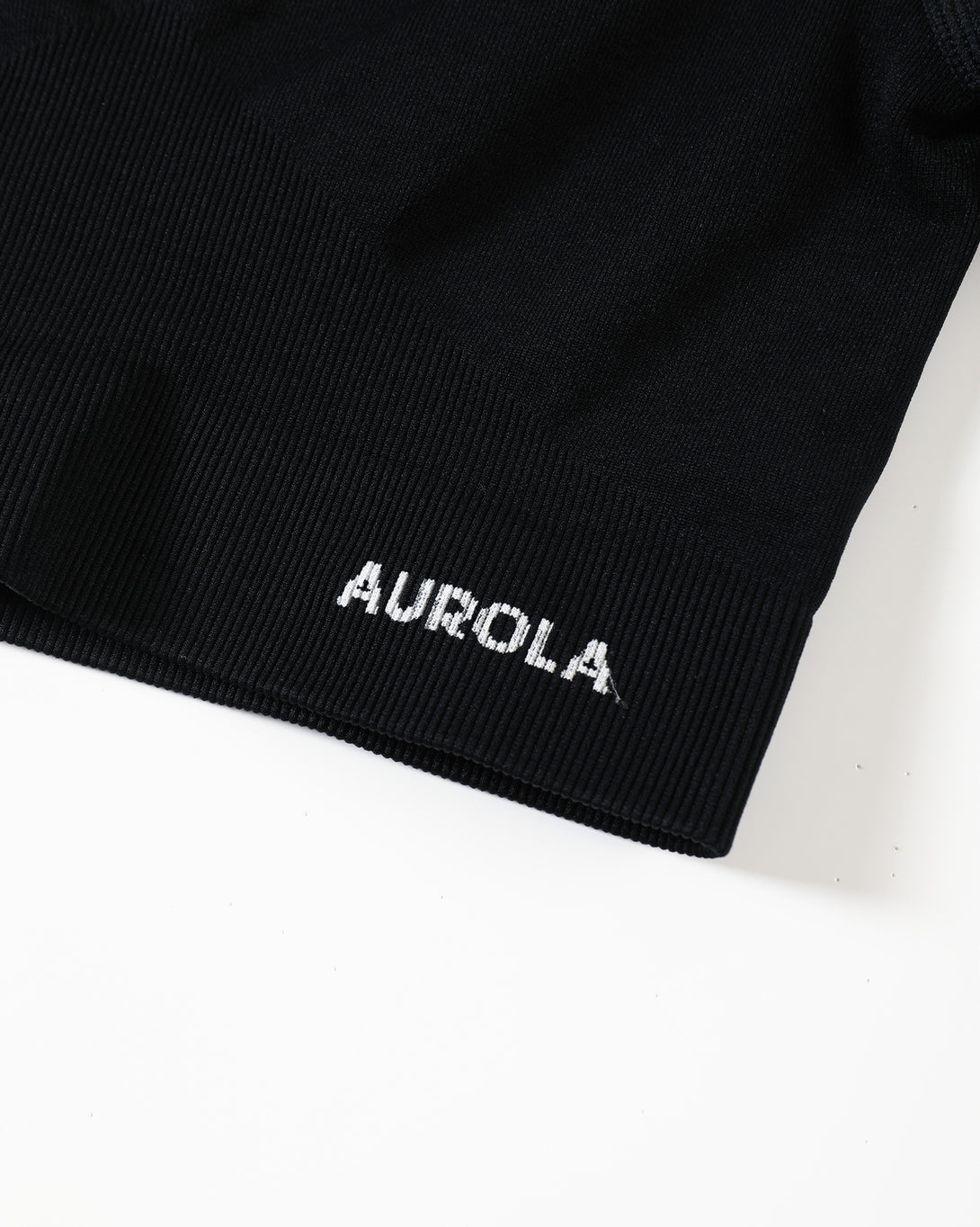 AUROLA Serpent Snake Seamless Long Sleeve Crop Top Gym