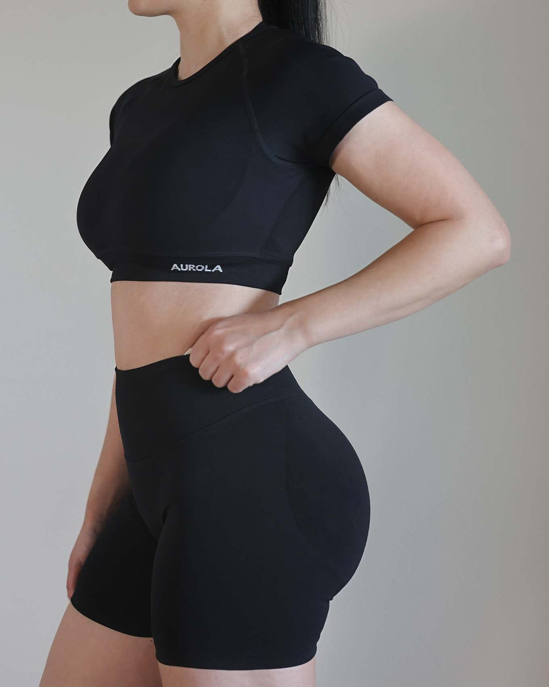 AUROLA Influence Crop Top