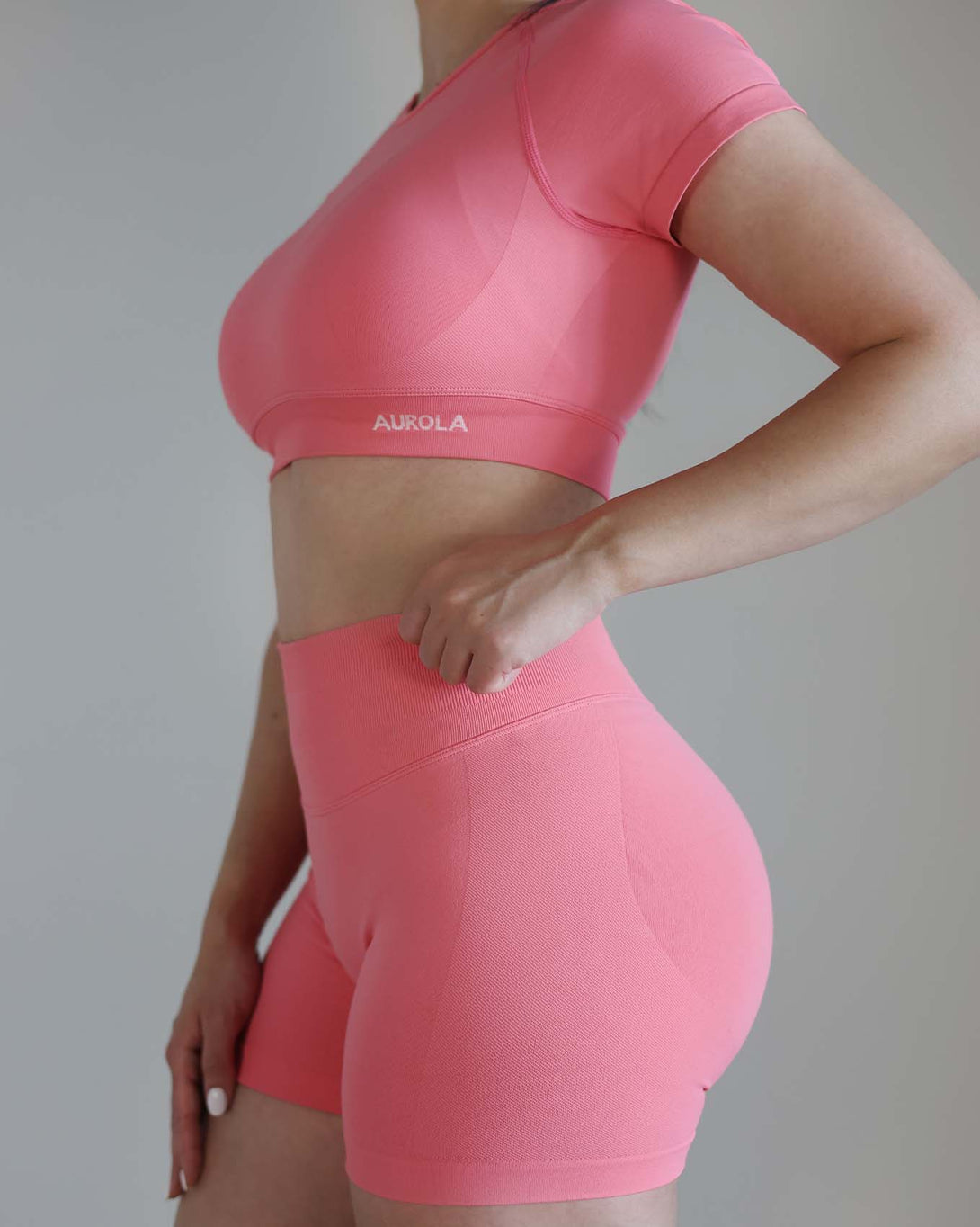 AUROLA Influence Crop Top