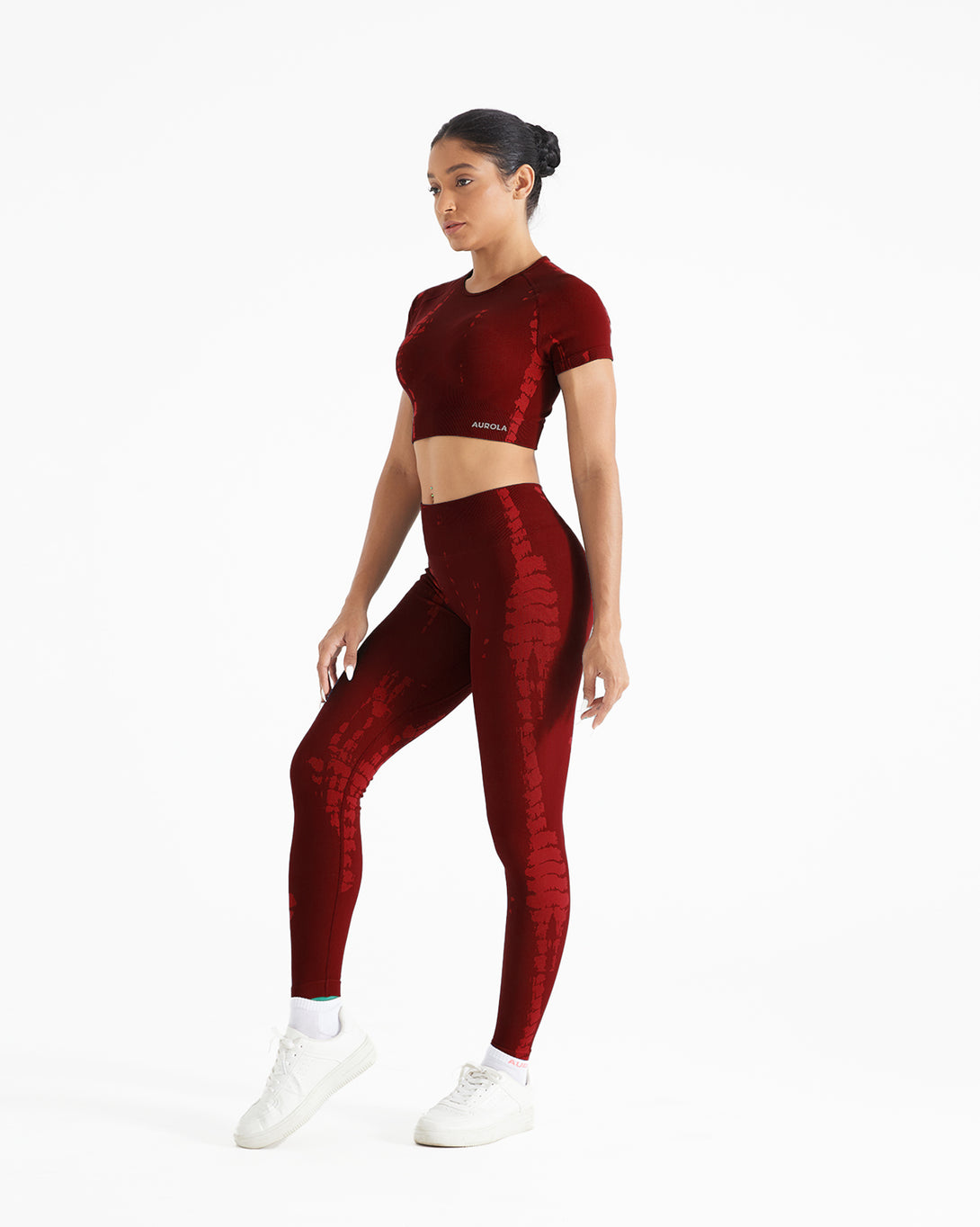AUROLA Serpentine Seamless Short Sleeve Crop Top