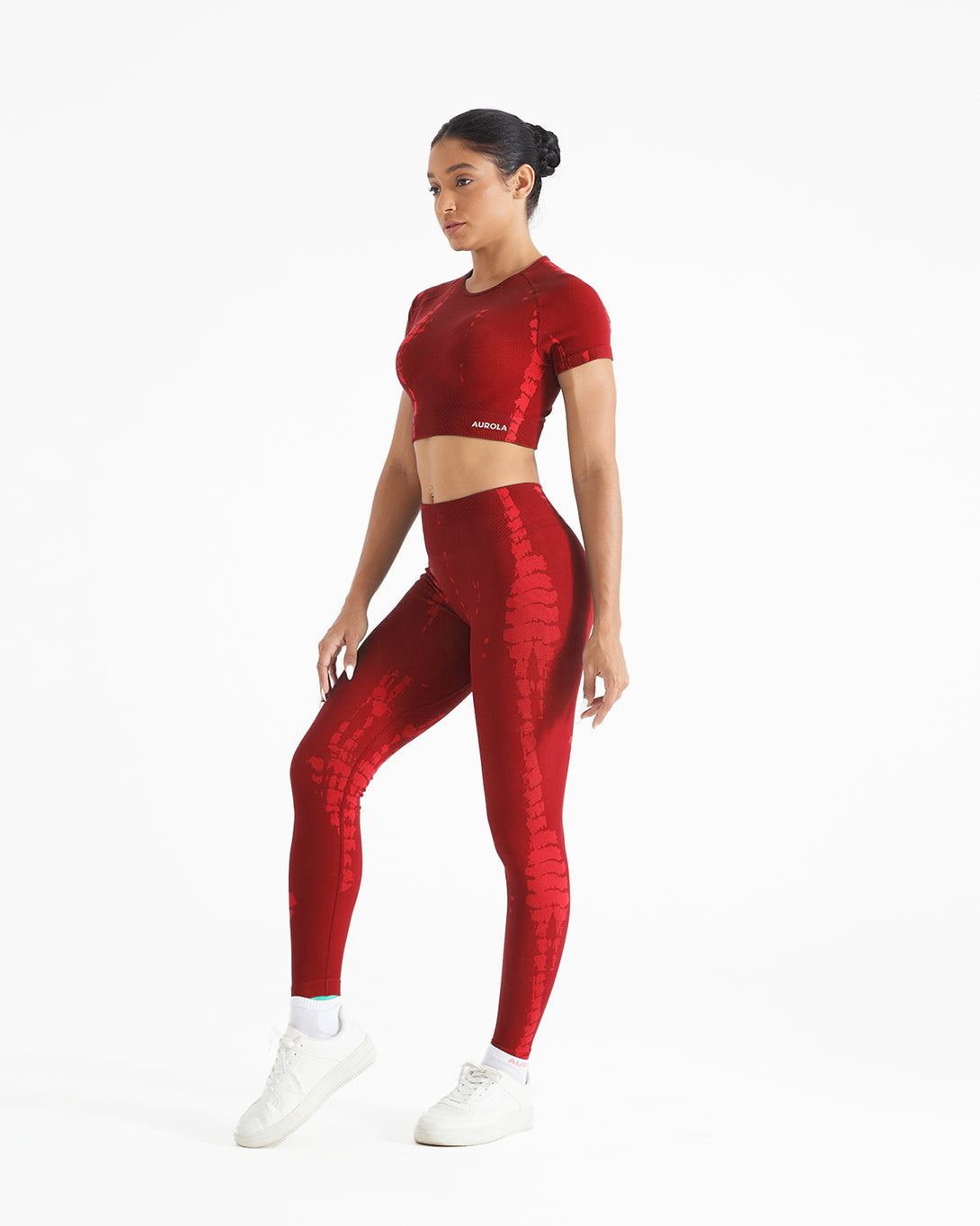 AUROLA Serpentine Seamless Short Sleeve Crop Top