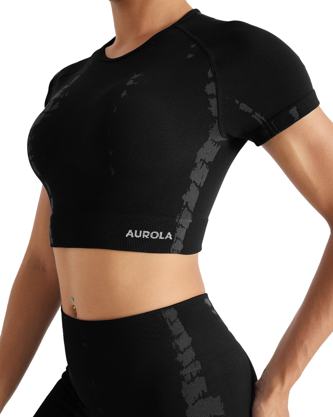 AUROLA Serpentine Seamless Short Sleeve Crop Top