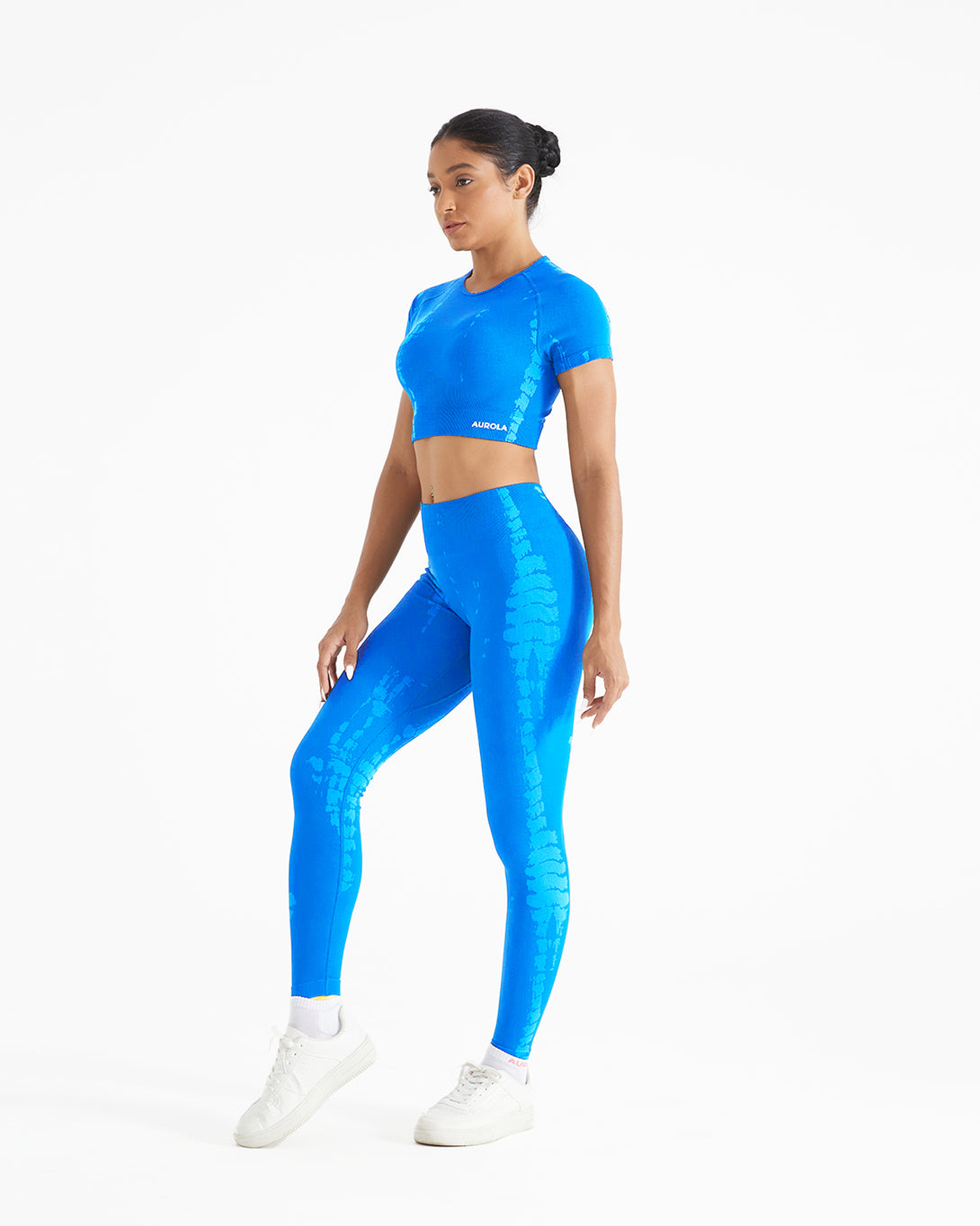 AUROLA Serpentine Seamless Short Sleeve Crop Top